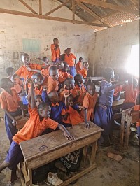 La scuola nonostante il degrado la non organizzazione non e' accessibile a tutti i bambini